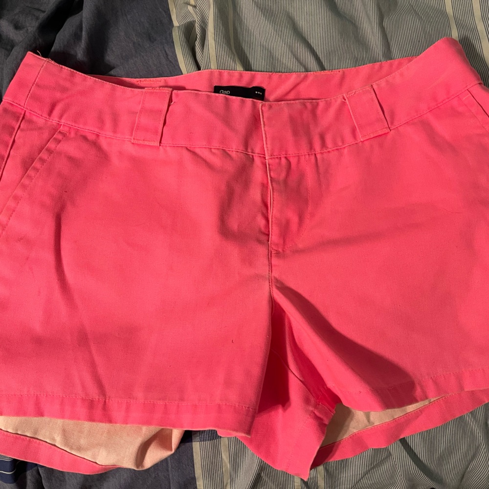 Gap khaki shorts
